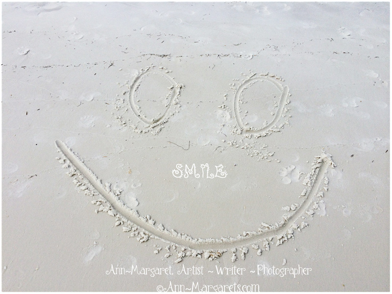 SMILE-sand-drawing-beach